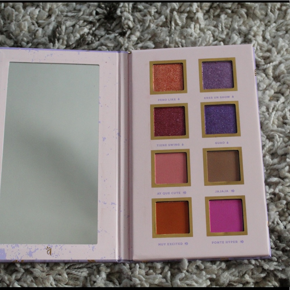 Alamar Cosmetics Spanglish Palette